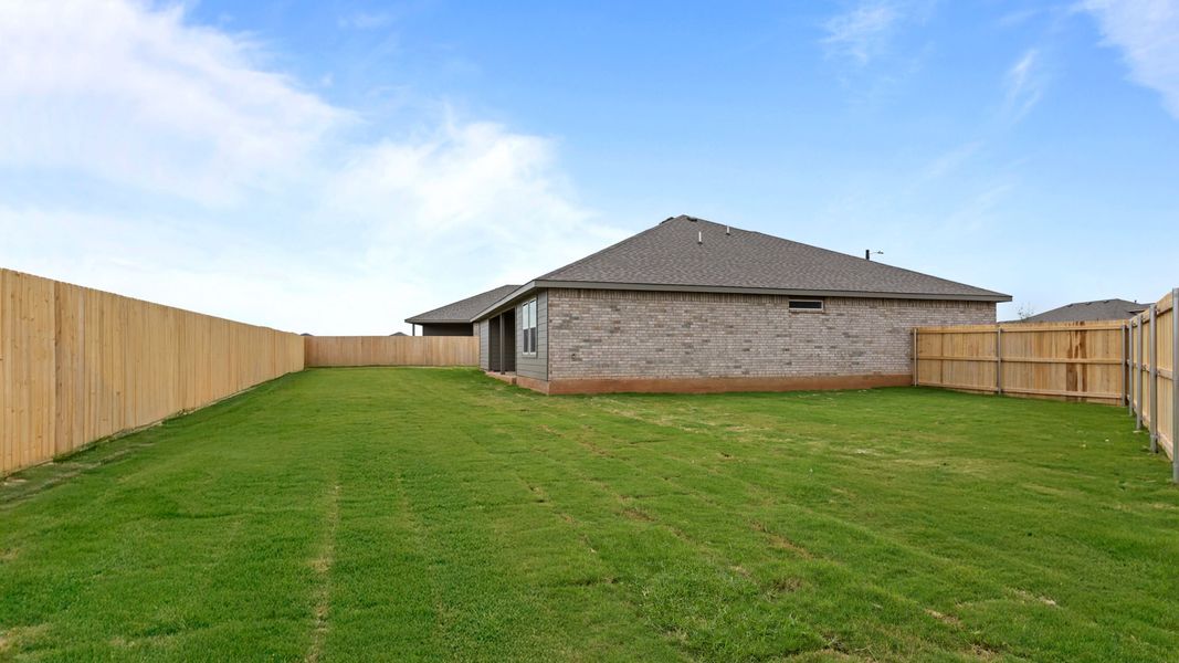 Representative exterior details of a home built from the COLEMAN by D.R. Horton in Heritage Parks, Abilene (Image 23). Representative exterior details of a home built from the COLEMAN by D.R. Horton in Heritage Parks, Abilene (Image 23).
