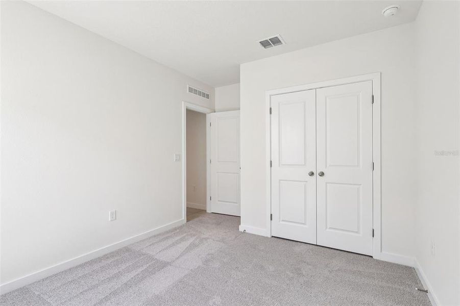 Spacious, unfurnished interior of a new home in Hamilton Bluff, Haines City (Image 20).