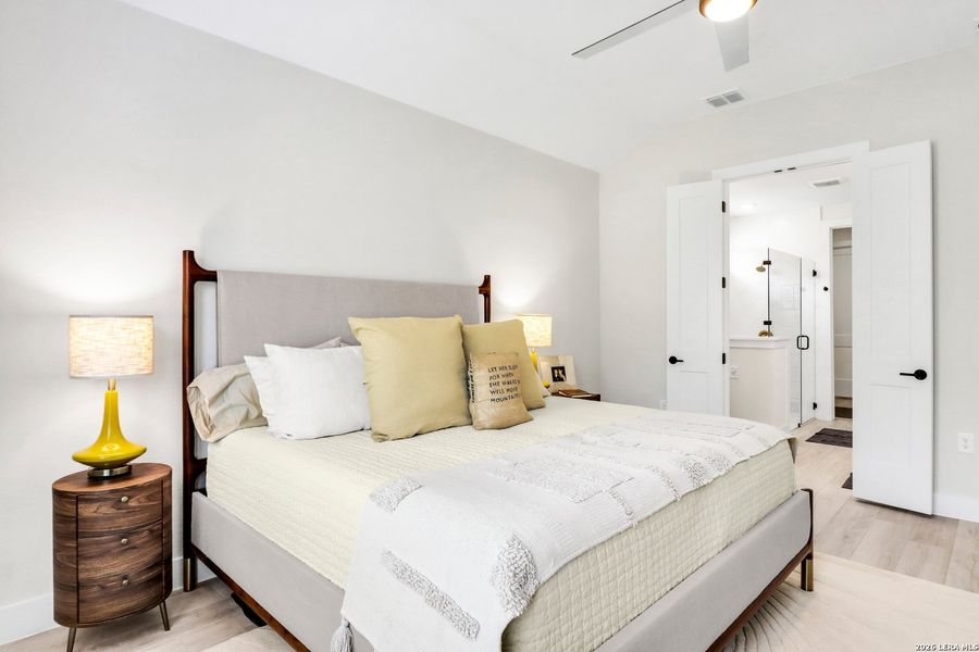 Furnished interior view inside a new home in Kissing Tree, San Marcos (Image 10).
