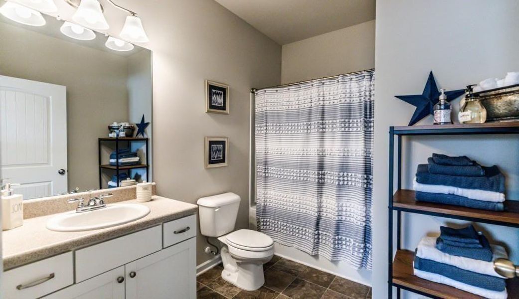 Furnished interior view inside a new home in Saddle Ridge, Calhoun (Image 7).