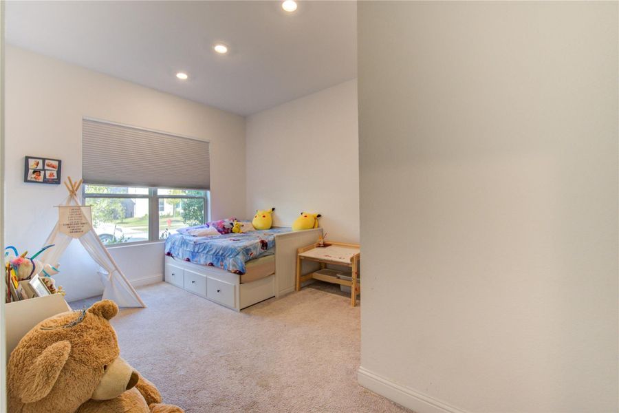 Furnished interior view inside a new home in Jordan Ranch: Vista Collection, Fulshear (Image 35).