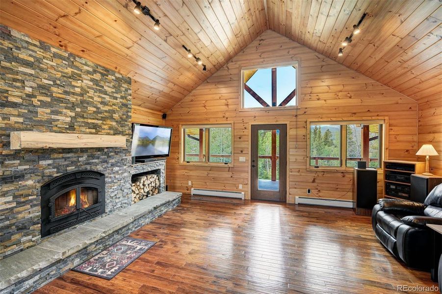 Image 37 of a home in .