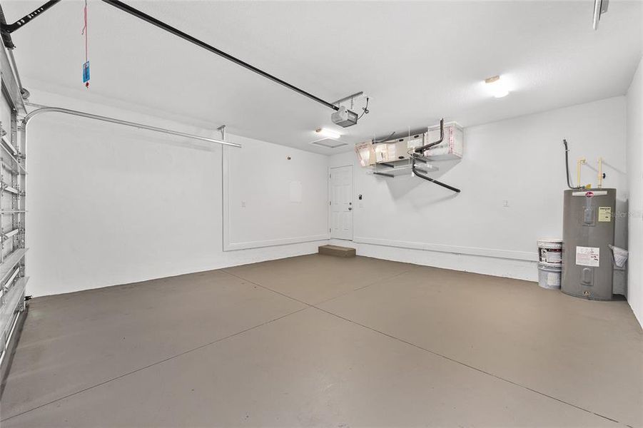 Spacious, unfurnished interior of a new home in , Summerfield (Image 29). Spacious, unfurnished interior of a new home in , Summerfield (Image 29).