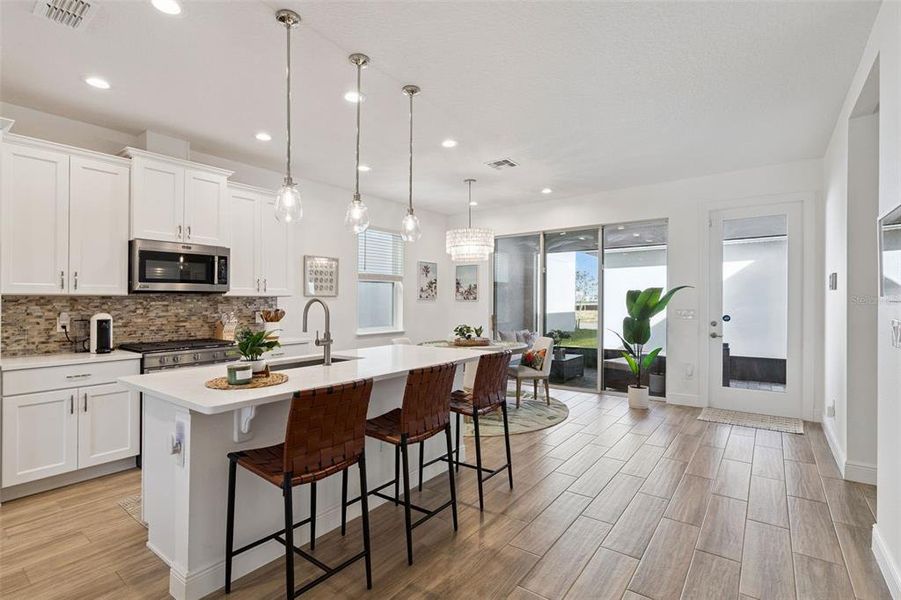 Furnished interior view inside a new home in , Winter Garden (Image 16).
