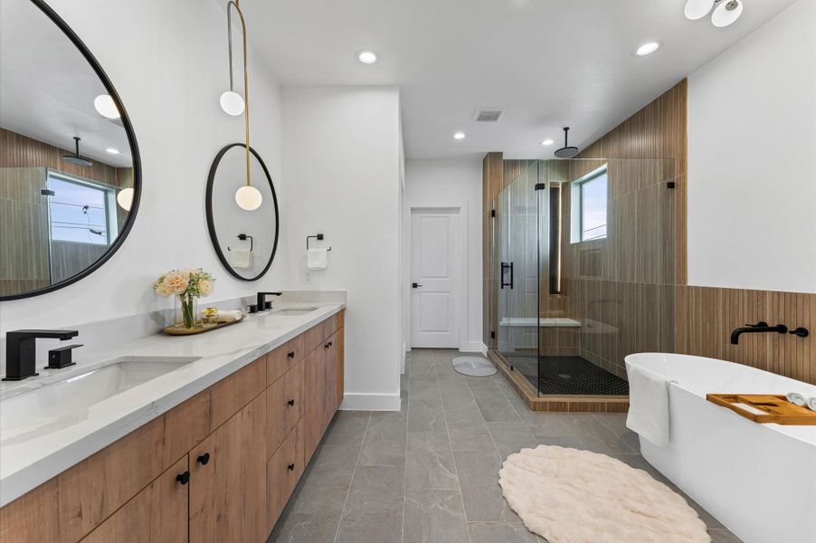 Large Primary Bathroom Large Primary Bathroom