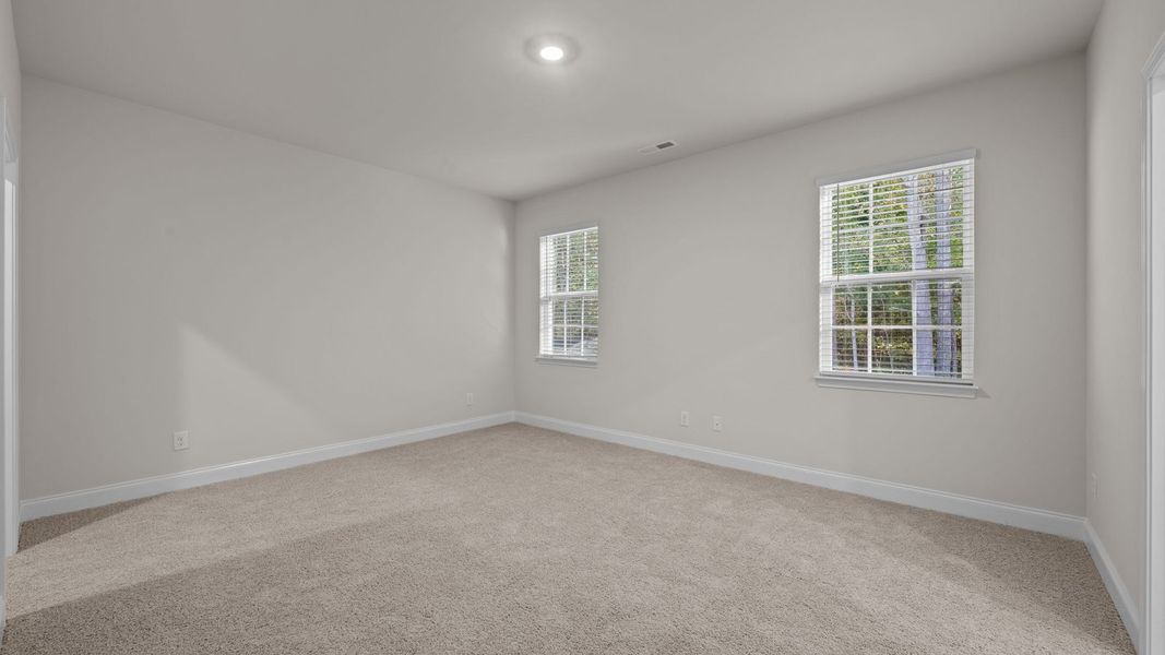 Spacious, unfurnished interior of a new home in Tyler - Home on the Lake, New Bern (Image 27).