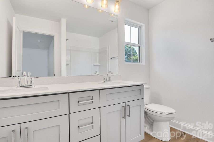 Furnished interior view inside a new home in , Harrisburg (Image 10).