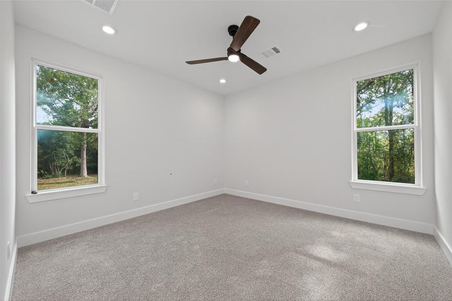 Spacious, unfurnished interior of a new home in , Bridge City (Image 14).