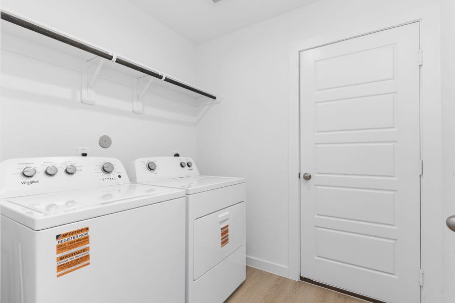 Furnished interior view inside a new home in Riverwood Ranch, Angleton (Image 5). Furnished interior view inside a new home in Riverwood Ranch, Angleton (Image 5).