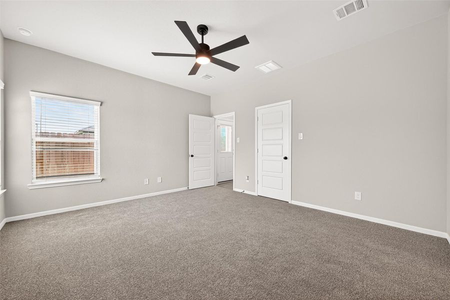 Spacious, unfurnished interior of a new home in La Segarra, Brookshire (Image 34). Spacious, unfurnished interior of a new home in La Segarra, Brookshire (Image 34).