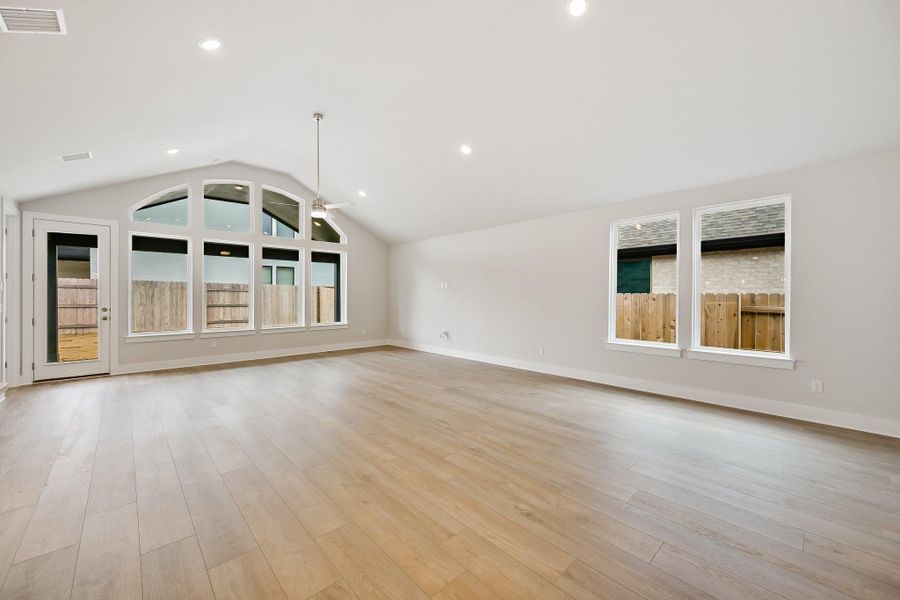 Family and Dining Area