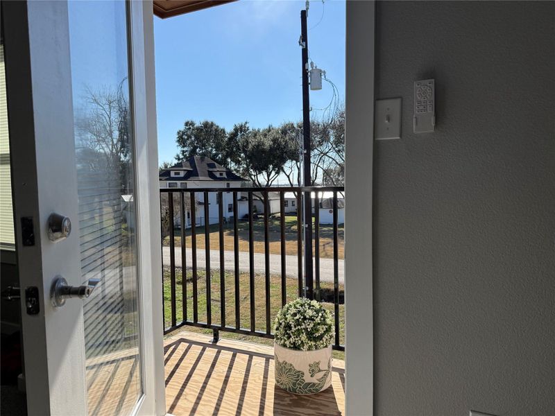 Exterior details and patio area of a home in , Beasley (Image 14).