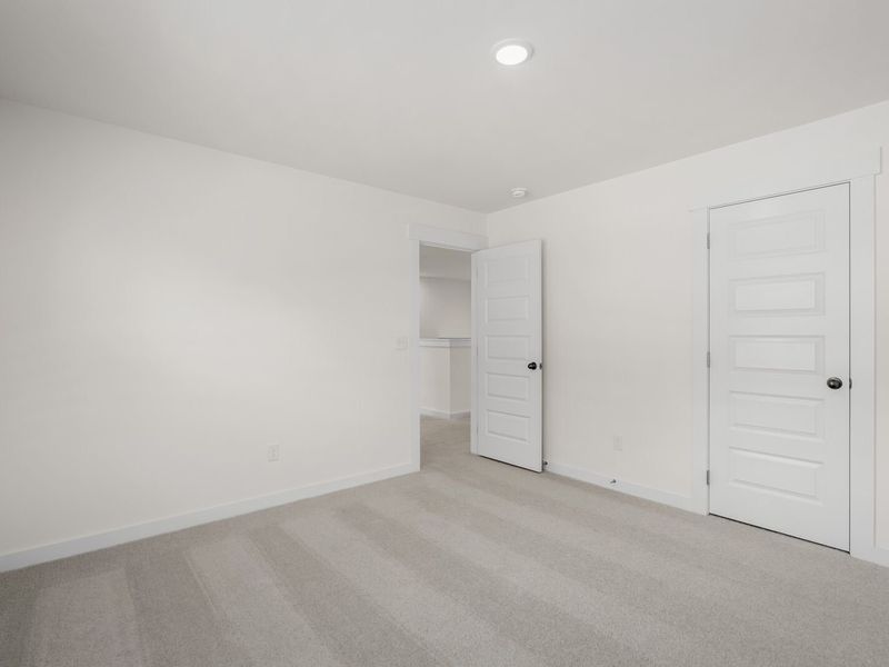 Spacious, unfurnished interior of a new home in Woods Crossing, Gallatin (Image 42).