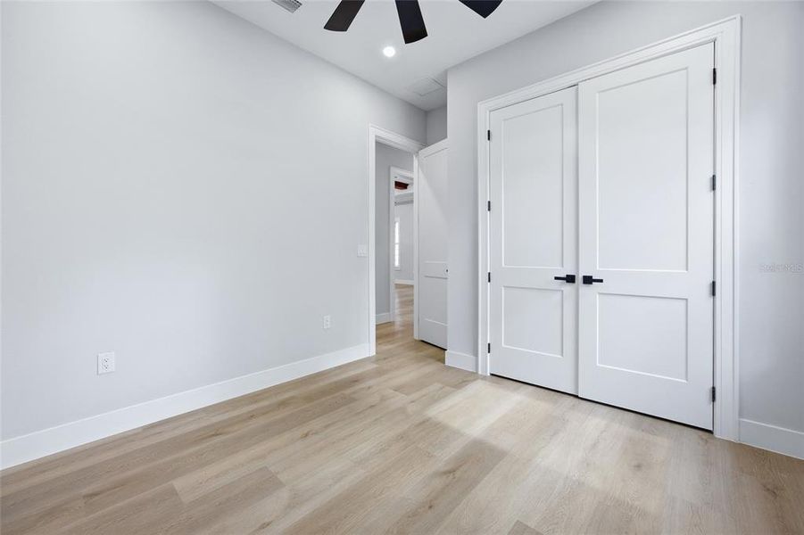 Spacious, unfurnished interior of a new home in , Dunnellon (Image 32). Spacious, unfurnished interior of a new home in , Dunnellon (Image 32).