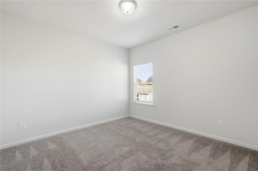 Spacious, unfurnished interior of a new home in , Calhoun (Image 20).