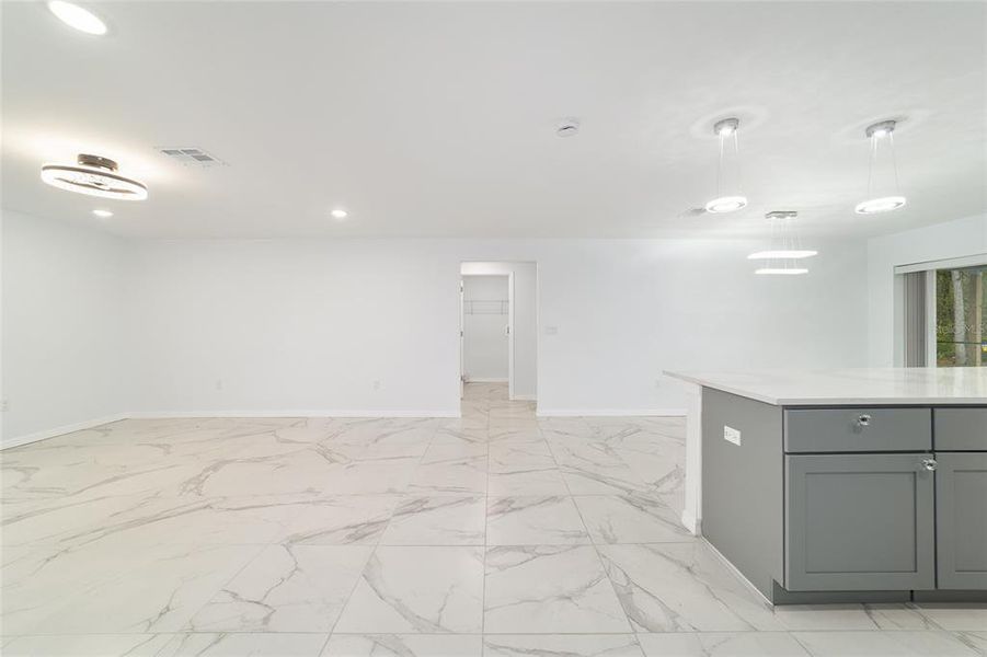 Spacious, unfurnished interior of a new home in , Dunnellon (Image 45). Spacious, unfurnished interior of a new home in , Dunnellon (Image 45).
