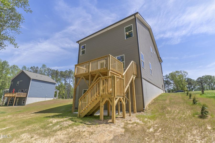 Rear Exterior Rear Exterior