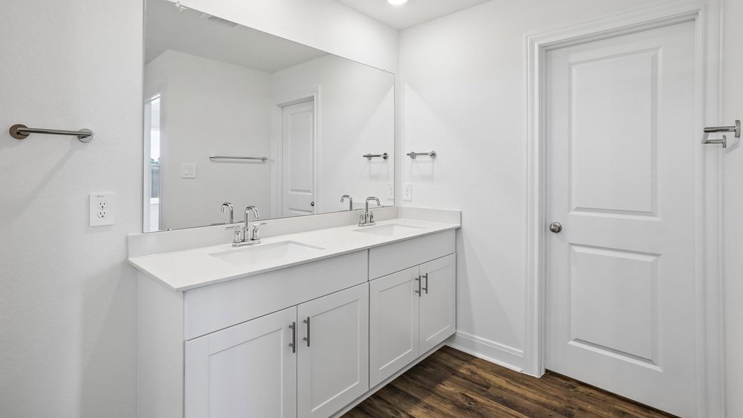 Furnished interior view inside a new home in Railhead, Cedar Creek (Image 8).