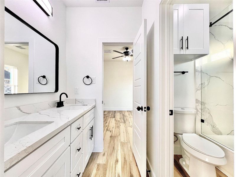 Furnished interior view inside a new home in , Dayton (Image 33).