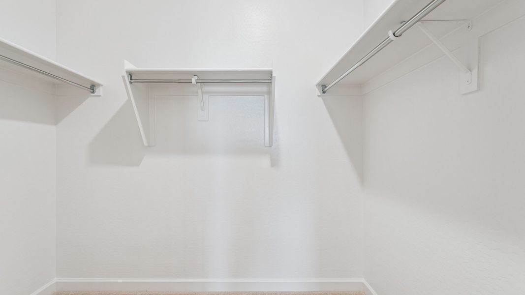 Spacious, unfurnished interior of a new home in Aloravita, Peoria (Image 26).