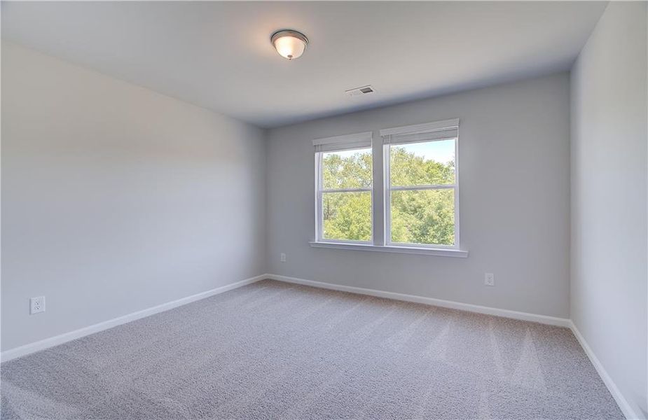 Spacious, unfurnished interior of a new home in Cooper Park, McDonough (Image 25).