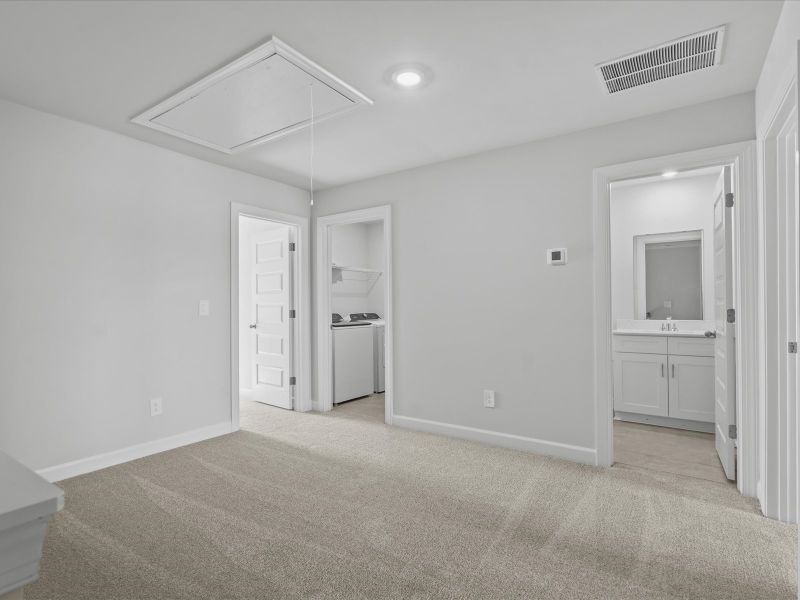 Spacious, unfurnished interior of a new home in Northbrook Village Townes, Taylors (Image 11).