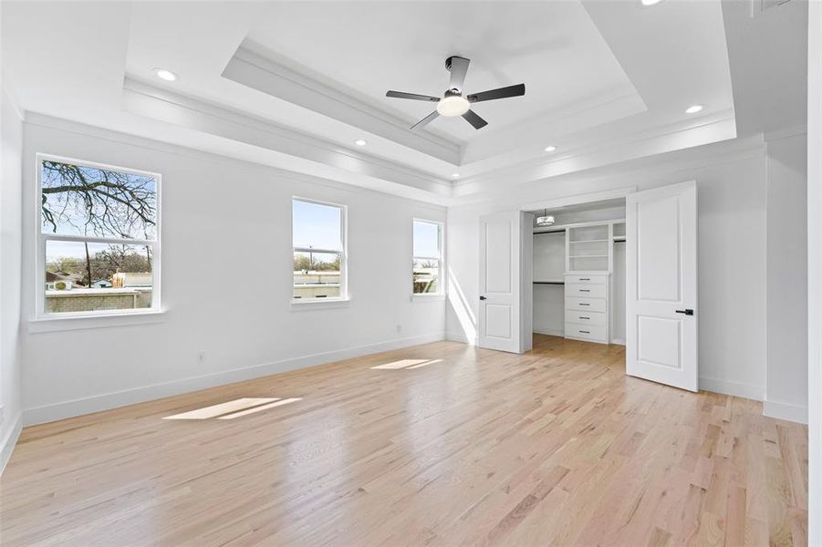Spacious, unfurnished interior of a new home in , Dallas (Image 30). Spacious, unfurnished interior of a new home in , Dallas (Image 30).