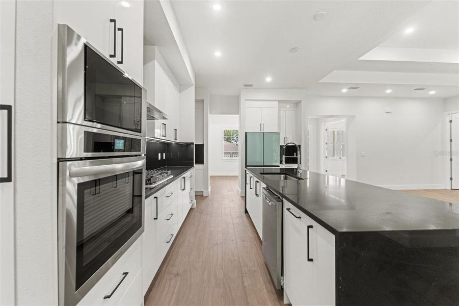 Furnished interior view inside a new home in Southern Hills Plantation, Brooksville (Image 5). Furnished interior view inside a new home in Southern Hills Plantation, Brooksville (Image 5).