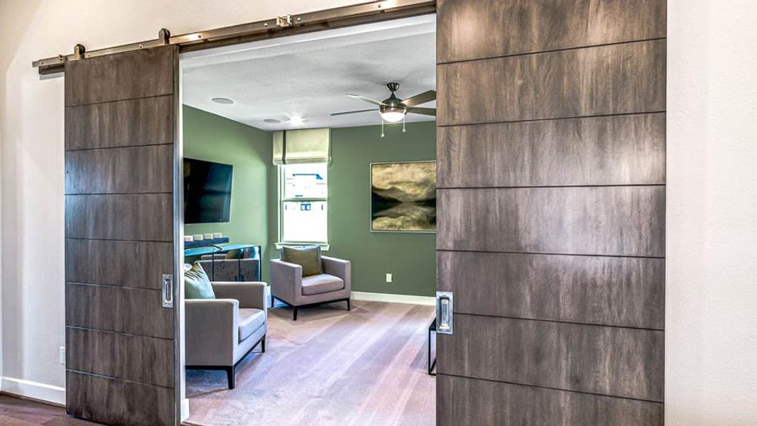 Image 31 of a home in Avalon at Cypress.