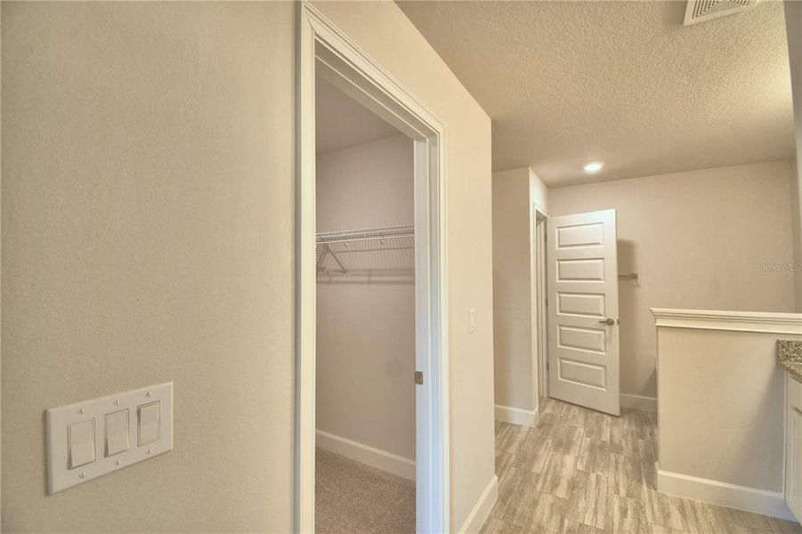 Spacious, unfurnished interior of a new home in , Auburndale (Image 53).