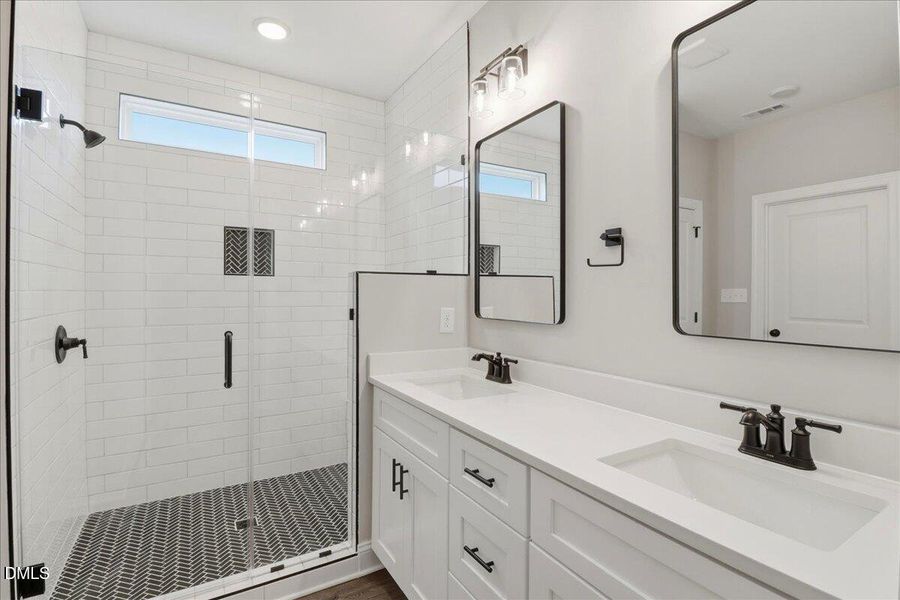 27-1381 Scarlet Oak Roa-27