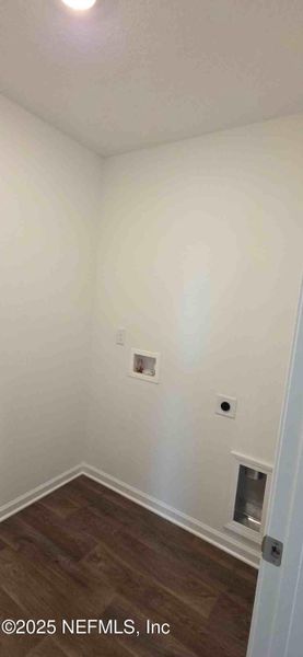 Spacious, unfurnished interior of a new home in The Arbors, Jacksonville (Image 20).