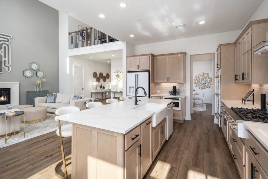 Representative furnished interior of a home built from the Eastland by UnionMain Homes in Cambridge Crossing, Celina (Image 13). Representative furnished interior of a home built from the Eastland by UnionMain Homes in Cambridge Crossing, Celina (Image 13).