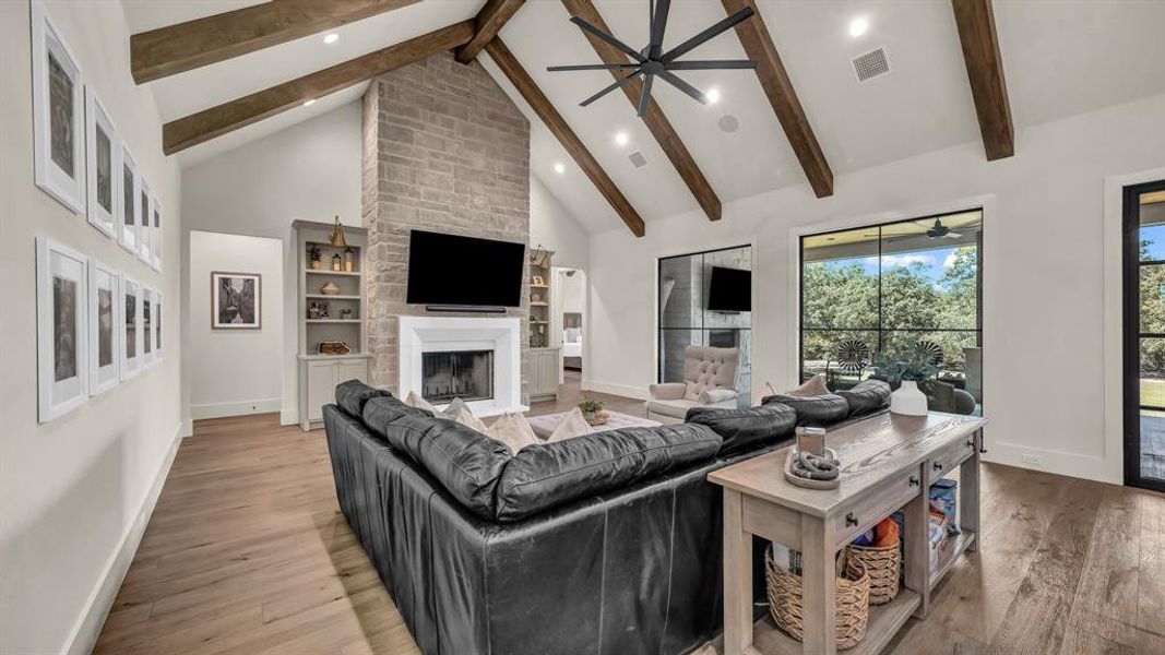 Furnished interior view inside a new home in , Weatherford (Image 25).