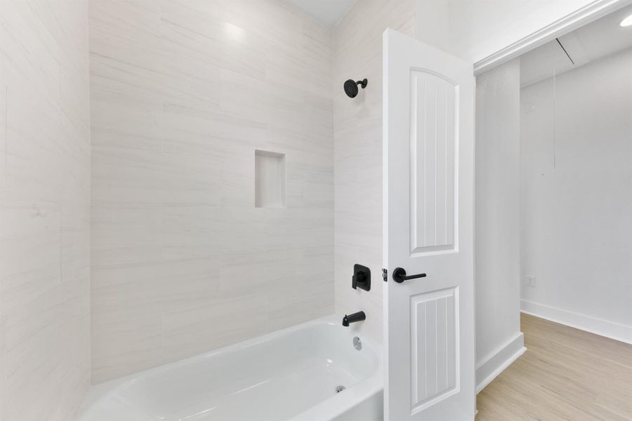 Image 22 of a home in .