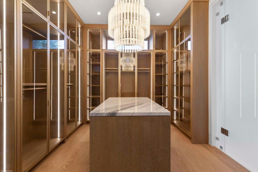 2914 N Flagler Dr 125