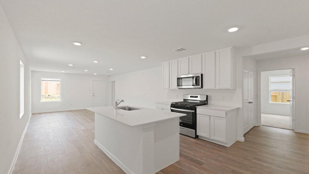 Furnished interior view inside a new home in The Canopies, Splendora (Image 6). Furnished interior view inside a new home in The Canopies, Splendora (Image 6).