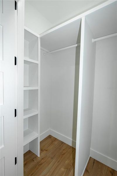 Spacious, unfurnished interior of a new home in , Tampa (Image 45).