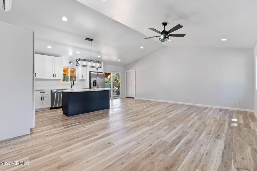 1982ChristmasPineRd-HeberOvergaard-AZ-5 1982ChristmasPineRd-HeberOvergaard-AZ-5