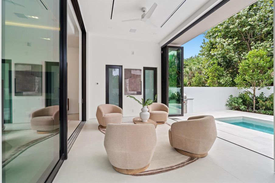 mls_LOGGIA_SEATING_DT mls_LOGGIA_SEATING_DT