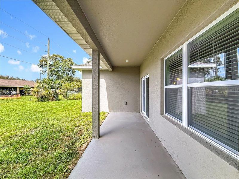 Exterior details and patio area of a home in , Ocala (Image 27).