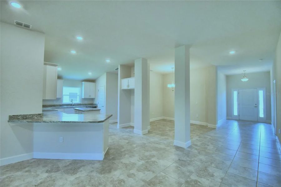 Spacious, unfurnished interior of a new home in Cadence Crossing, Auburndale (Image 28).