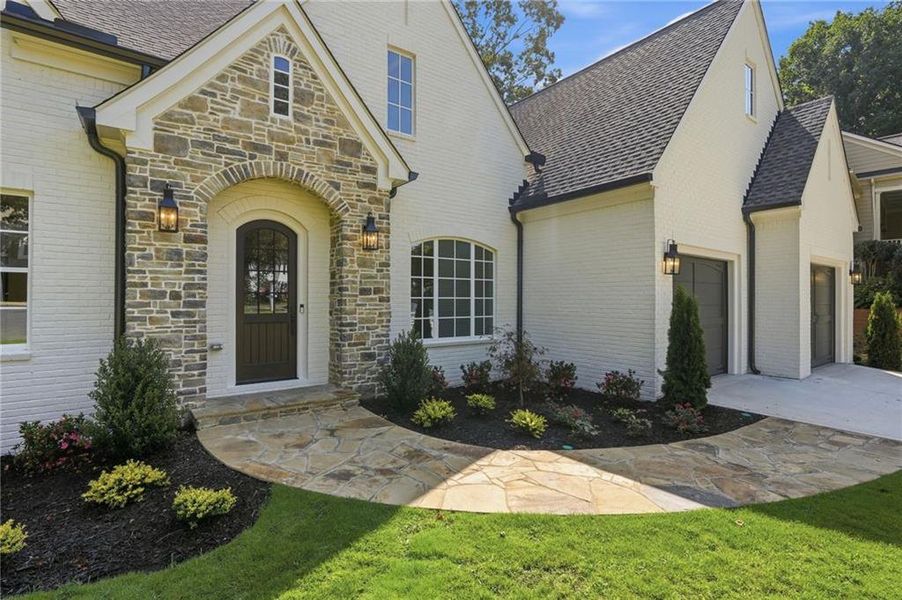 Exterior details and patio area of a home in , Dawsonville (Image 25).
