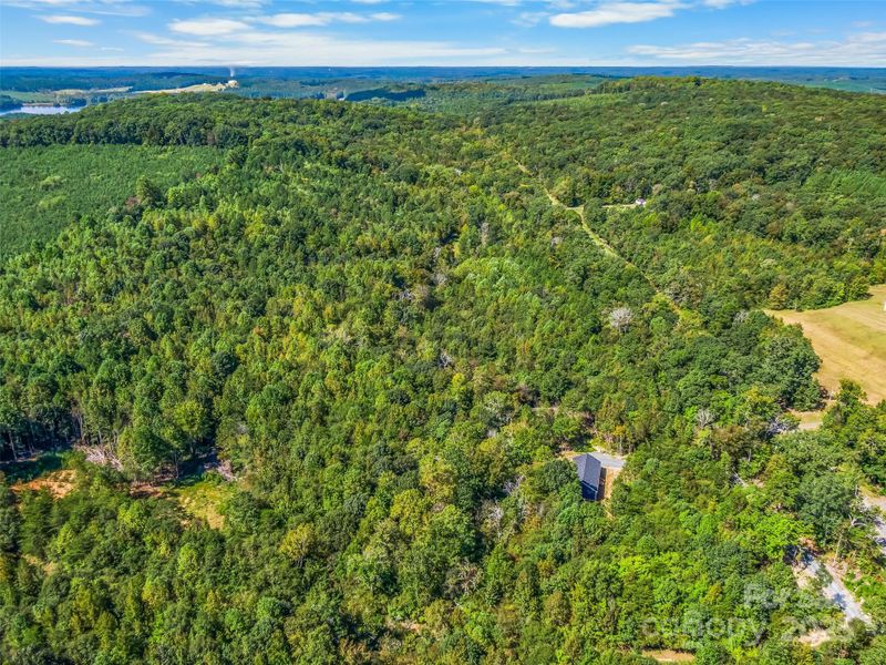 Image 38 of a home in .