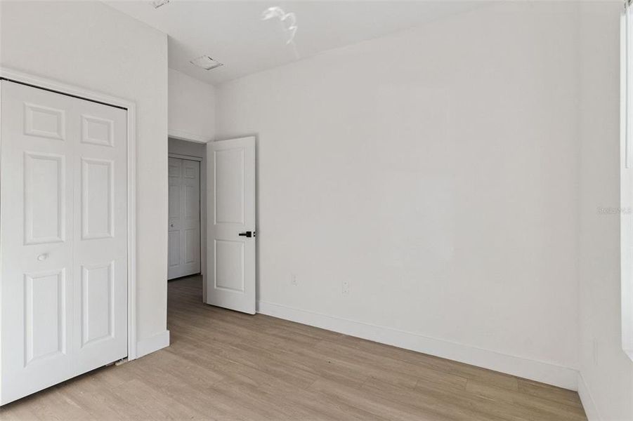 Spacious, unfurnished interior of a new home in , Kissimmee (Image 15).