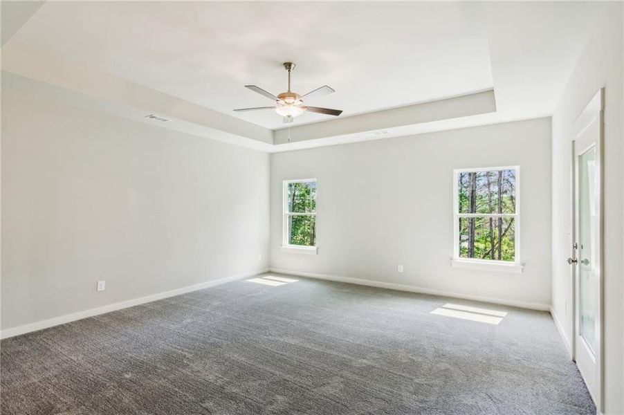 Spacious, unfurnished interior of a new home in Traditions of Braselton, Jefferson (Image 21).