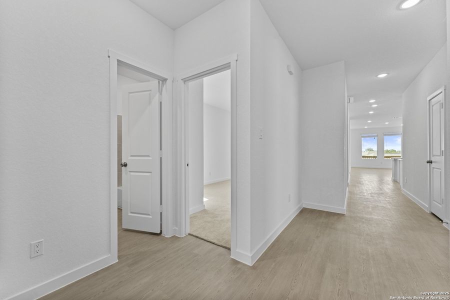 Spacious, unfurnished interior of a new home in Waterwheel, San Antonio (Image 12).