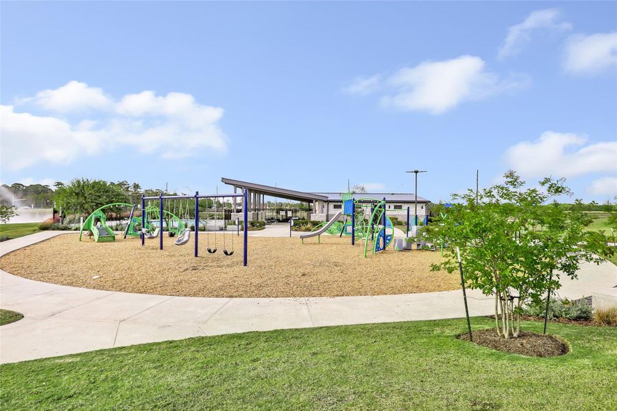 Community amenities in , Crosby (Image 30).