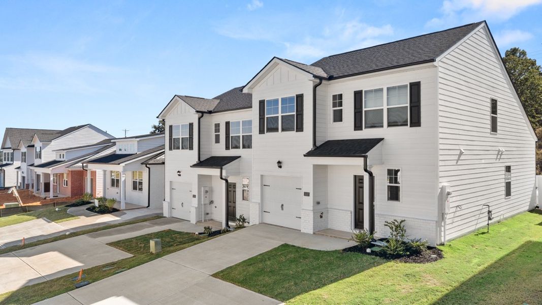 Image 28 of a home in Byrd Village.