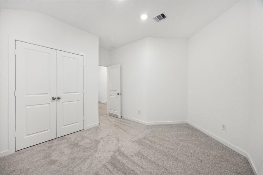 Image 22 of a home in .